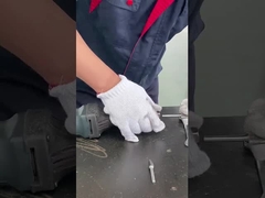 炭化物のぎざぎざの磨くビデオ