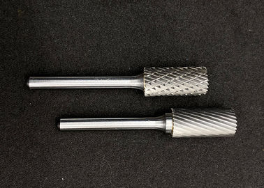 良い値段 企業型の表面製粉のためのさまざまな形の超硬合金の回転式ぎざぎざの長い寿命 オンライン
