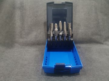 良い値段 WOOD/HIGHの硬度の炭化物の粉砕のぎざぎざのためのタングステンの回転式ぎざぎざ オンライン